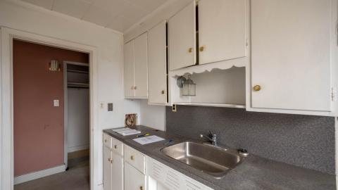 The Brant Park Cooperative Apartments - EXPLORING AN ABANDONED APARTMENT BUILDING-24.jpg