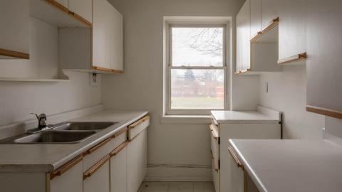 The Brant Park Cooperative Apartments - EXPLORING AN ABANDONED APARTMENT BUILDING-27.jpg