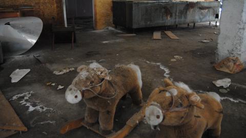 2 Scoops - April / November 2013 - 25.JPG