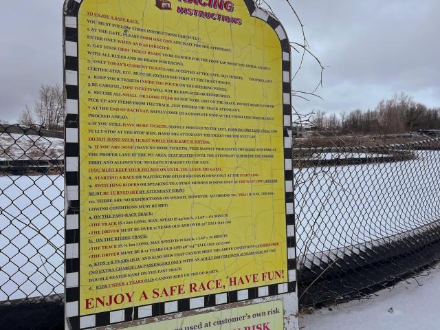 No Karts = Broke Hearts - 01/23 - IMG_0478.jpg