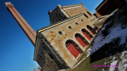 "Walking" Adjacent "Beams" - JAN 2023 - IMG_3864.JPG