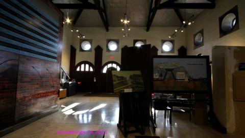 "Walking" Adjacent "Beams" - JAN 2023 - IMG_3873.JPG