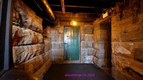 "Walking" Adjacent "Beams" - JAN 2023 - IMG_3911.JPG