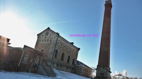 "Walking" Adjacent "Beams" - JAN 2023 - IMG_3920.JPG