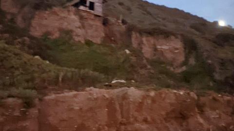 Hmmmm? - Snapchat-125010709.jpg