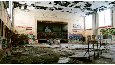 January 2013 - Abandoned Kodak Building (18).jpg