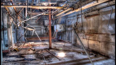 2013 - DSC_0153_4_5_tonemapped.jpg