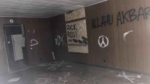 Weakened Waterfront - D45DAF54-A13F-4DC9-8F89-06CF054DEEFF.jpeg