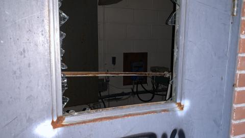 Horrible "view" of the interior.