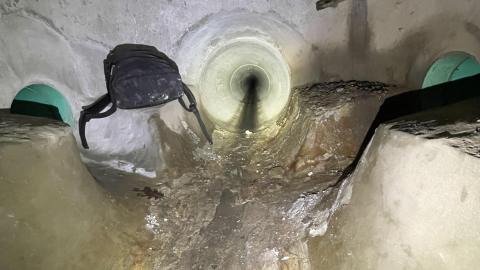 Look, A Hole! - IMG_2236.JPG