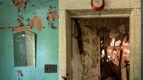 2014 and 2015 - abandoned house walkers line burlington ontario-3-2.jpg