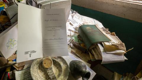 2014 and 2015 - abandoned house walkers line burlington ontario-5-2.jpg