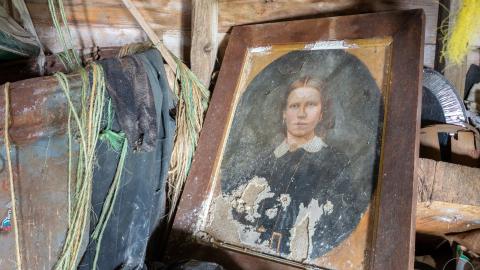 2014 and 2015 - abandoned house walkers line burlington ontario-11-2.jpg