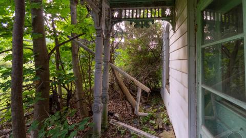 2014 and 2015 - abandoned house walkers line burlington ontario-13-2.jpg