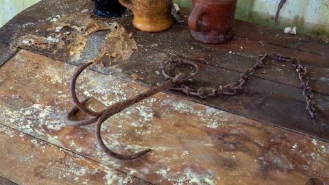 2014 and 2015 - abandoned house walkers line burlington ontario-17.jpg