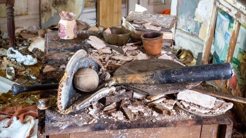 2014 and 2015 - abandoned house walkers line burlington ontario-18.jpg