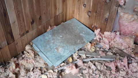 Insulation all over the floor