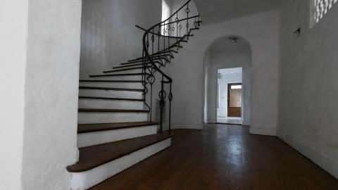 The Bin Laden's Family Mansion - 75A77B26-CA09-4621-BEBB-C0AC026F2D4C.jpeg