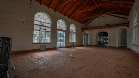 The Bin Laden's Family Mansion - 9E5A7B52-4127-4A4E-BED9-D6ACC74EFF07.jpeg