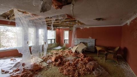 Chair-y Decayed - February 2023 - IMG_3650.JPG