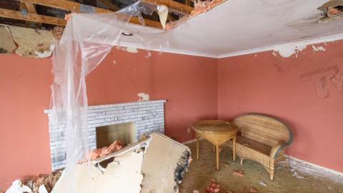 Chair-y Decayed - February 2023 - IMG_3660.JPG