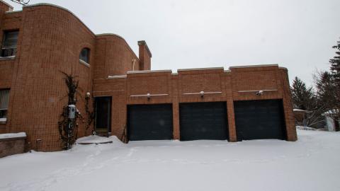 Photo from 2 Screws Away - Febuary 2023 (Exteriors)