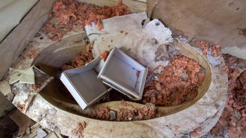 Have A Seat - Febuary 2023 - ruined_staircase-8986.jpg