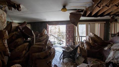 Have A Seat - Febuary 2023 - ruined_staircase-9005.jpg