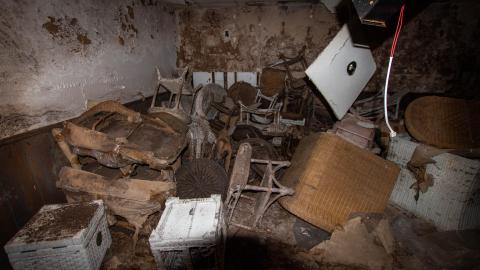 Have A Seat - Febuary 2023 - ruined_staircase-9011.jpg