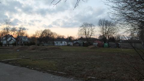 Daytime Visit/Nightime Entry - IMG_0450.JPG