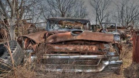 Farm Equip and Cars - DSC_0193_tonemapped.jpg