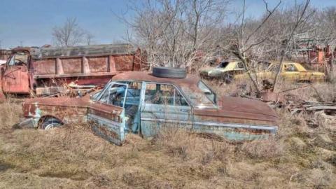 Farm Equip and Cars - DSC_0205_tonemapped.jpg