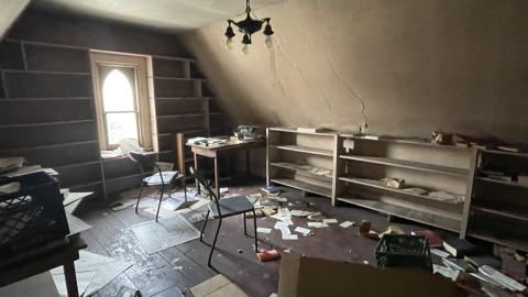 Gothic style house - IMG_0821.jpeg