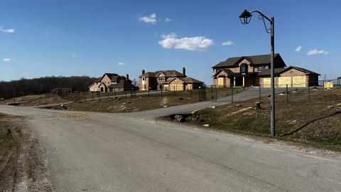 Ghost town of mansions - 8AD8EDBE-DB39-4B35-9D67-94C345BA44F3.jpeg