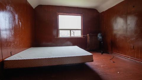 Through The Front Door - laudromat-14.jpg