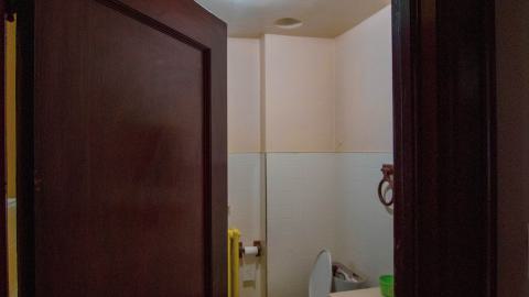 Through The Front Door - laudromat-17.jpg