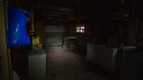 Through The Front Door - laudromat-37.jpg