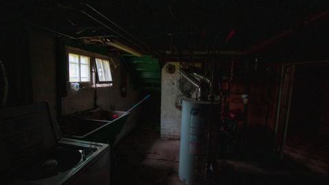 Through The Front Door - laudromat-38.jpg