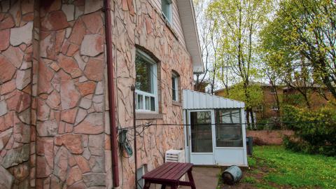 Through The Front Door - laudromat-48.jpg