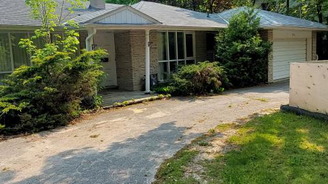 Photo from No entry, no interest