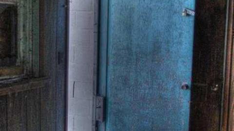 Nice Red Barn - Old-House--Barns6.jpg