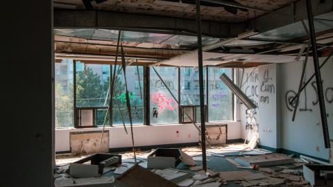 Pondering - anofficee-74.jpg