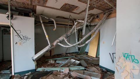 Pondering - anofficee-78.jpg