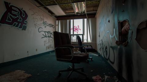 Pondering - anofficee-106.jpg