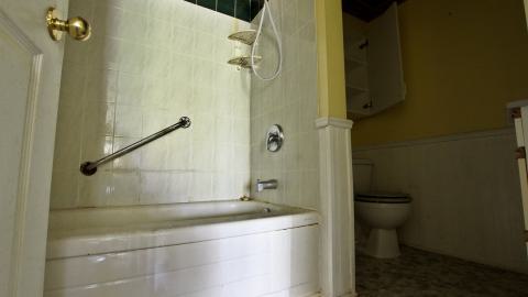 Salvaging An Abomination Of An Album - JUNE 2020 - IMG_0078.JPG