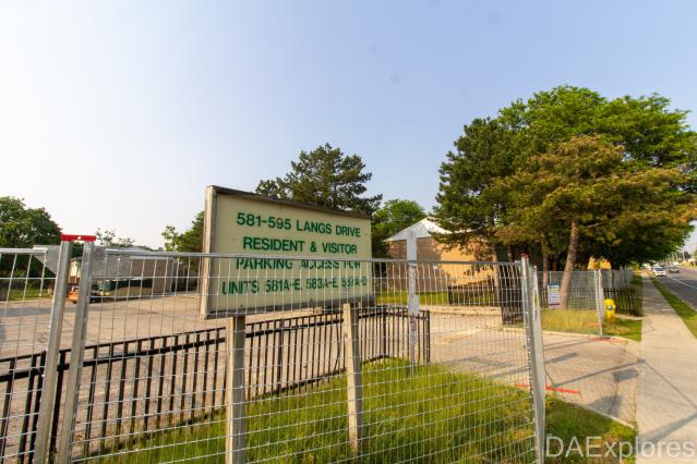 Housing Complex? I Find it Quite Simple, Really. - IMG_4379.JPG