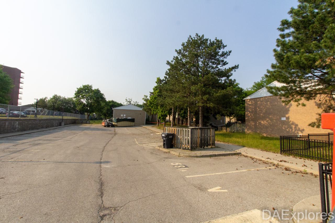 Housing Complex? I Find it Quite Simple, Really. - IMG_4380.JPG