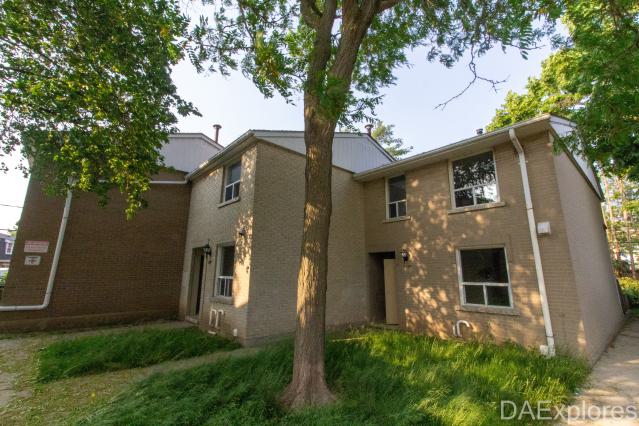 Housing Complex? I Find it Quite Simple, Really. - IMG_4383.JPG