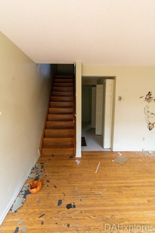 Housing Complex? I Find it Quite Simple, Really. - IMG_4392.JPG