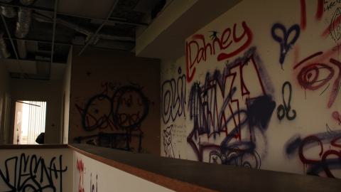 office building - IMG_0999.JPG